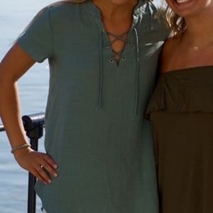 American Threads Green Criss Cross Top